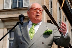 法國極右翼政黨創(chuàng)始人讓-瑪麗·勒龐因中風住院