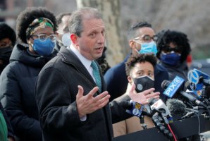 紐約市審計長建議撤資俄羅斯資產(chǎn)應(yīng)對俄烏戰(zhàn)爭