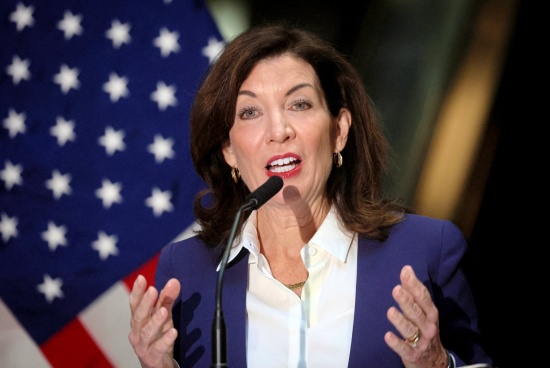 紐約將于結(jié)束學校口罩強制令