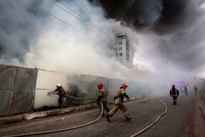 烏克蘭核電站外的激烈戰(zhàn)斗引發(fā)火災