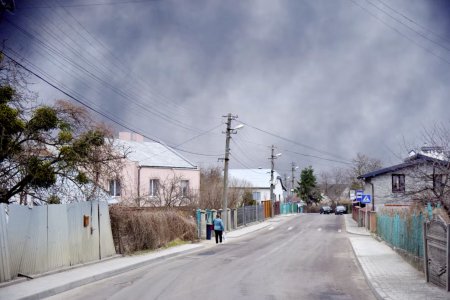 <b>烏克蘭利沃夫再遭襲:蘑菇云騰起</b>