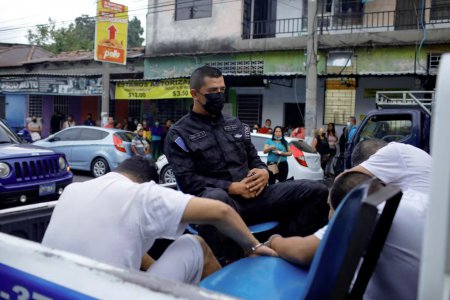 薩爾瓦多在連串謀殺案后延長幫派成員的監(jiān)禁時間