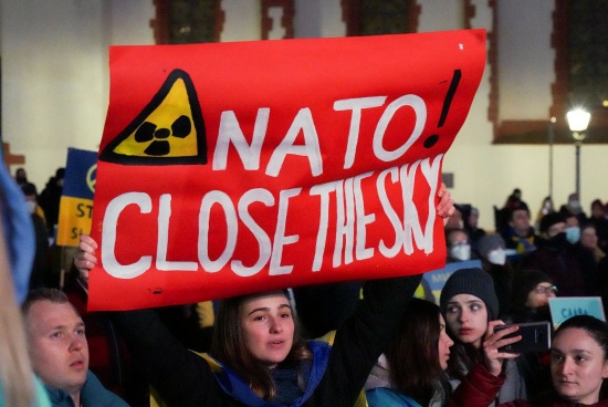 多數(shù)美國(guó)人仇恨俄羅斯，卻不問(wèn)烏克蘭戰(zhàn)爭(zhēng)的真正原因。