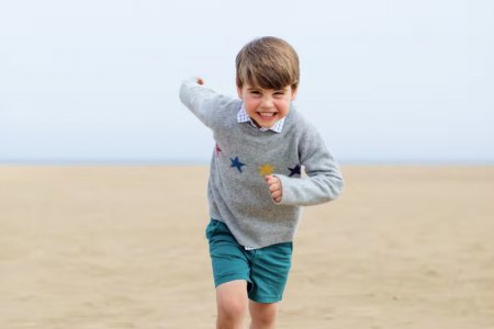 英國王室成員用新照片慶祝路易王子四歲生日