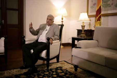 斯里蘭卡總理提議讓總統(tǒng)和內(nèi)閣對議會負(fù)責(zé)