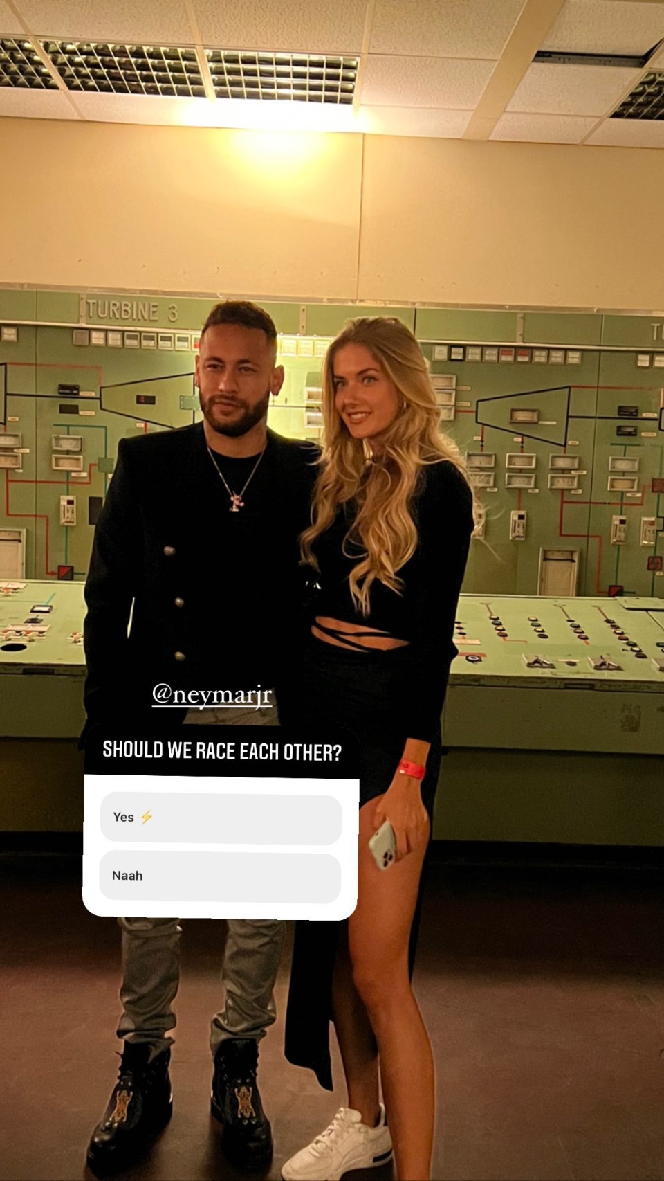 世界上最性感的運(yùn)動員艾麗卡&middot;施密特：內(nèi)馬爾被發(fā)現(xiàn)和艾麗卡施密特一起出去玩