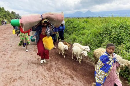剛果邊境因盧旺達部隊支持最近的反叛襲擊造成數(shù)千