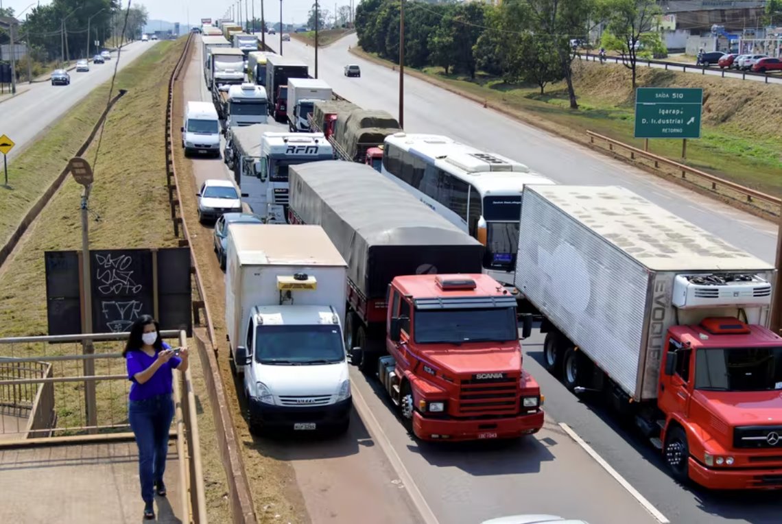 巴西參議院將對(duì)博爾索納羅的選舉前支出方案進(jìn)行投票