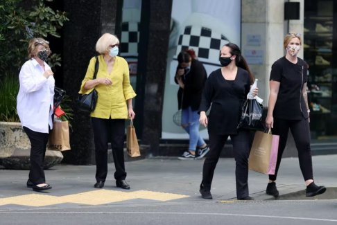 新西蘭總理表示早期跡象表明COVID-19病例下降