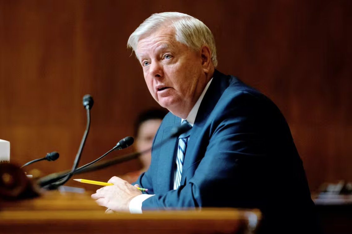 美國參議員提議將商業(yè)飛行員強(qiáng)制退休年齡提高到 67 歲