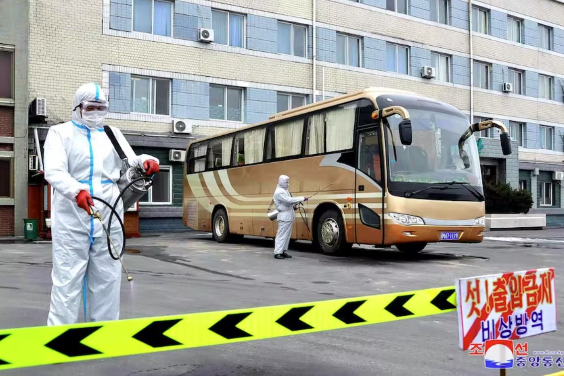 朝鮮從中國進口的口罩和手套在宣布新冠疫情勝利前激增