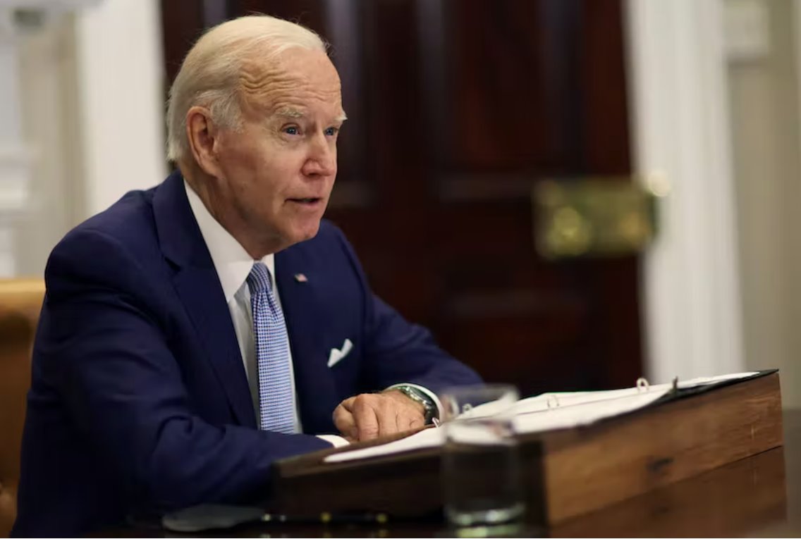 白宮：未向拜登通報(bào)從特朗普家中回收的機(jī)密材料