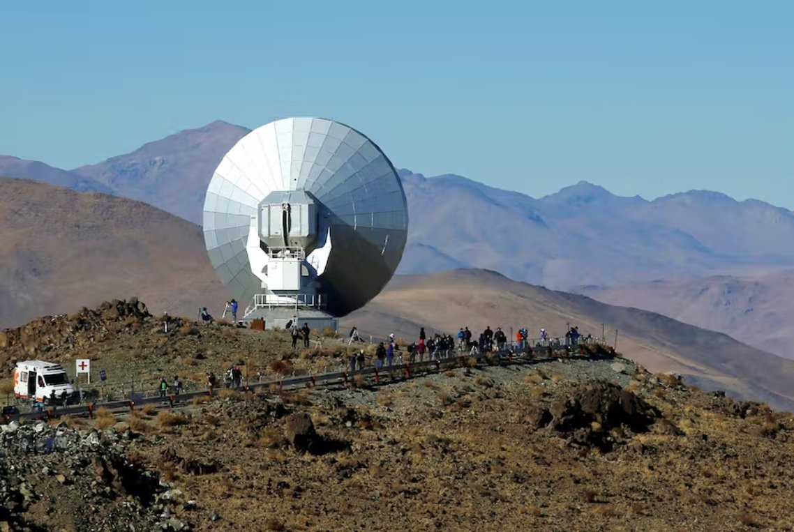 智利當(dāng)局在山上搜尋失蹤的英國(guó)天文學(xué)家