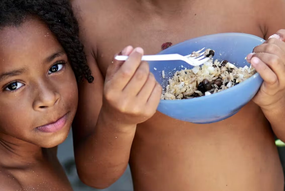 饑餓的巴西人可能會(huì)決定博爾索納羅的命運(yùn)