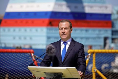 梅德韋杰夫說俄羅斯正在與撒旦進行一場神圣的戰(zhàn)斗