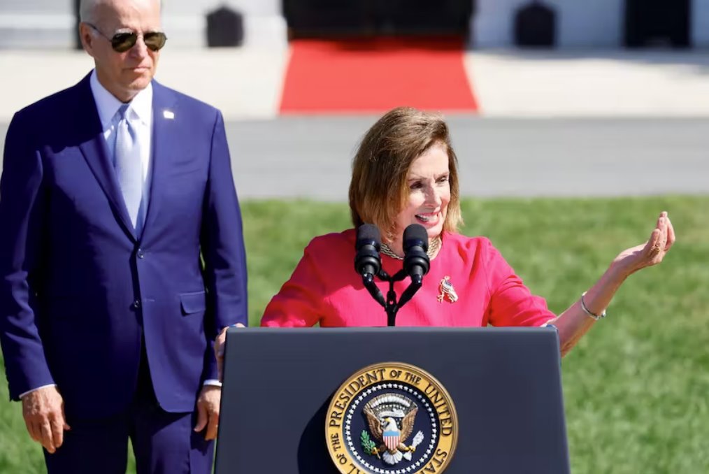 拜登表示希望佩洛西繼續(xù)留在國會擔(dān)任領(lǐng)導(dǎo)職務(wù)