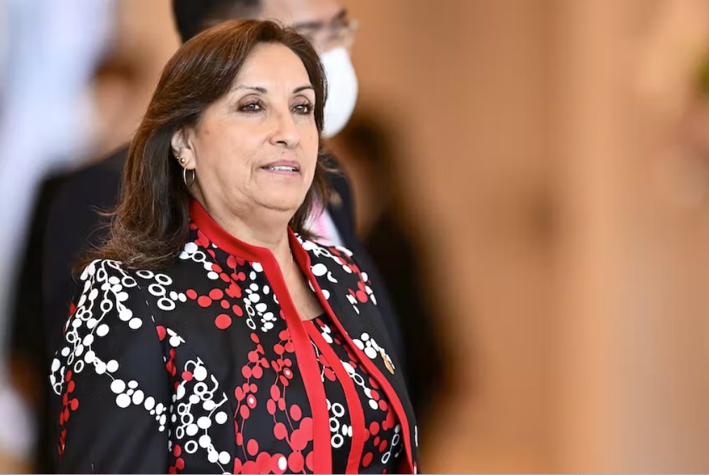 博盧阿特宣誓就任秘魯總統(tǒng)