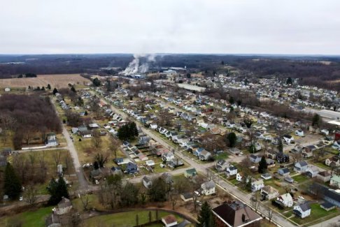 俄亥俄州火車出軌包含有毒的危險化學(xué)品泄露