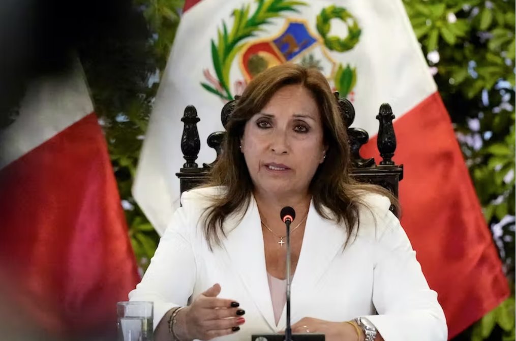 秘魯國會(huì)擱置博盧阿爾特總統(tǒng)提早選舉的議案