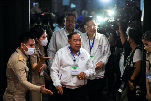 泰國大選 總理候選人中的將軍、大亨和政治新手
