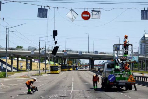 俄羅斯新一波轟炸烏克蘭基地澤連斯基稱贊愛(ài)國(guó)者
