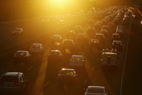 汽車(chē)制造商集團(tuán)敦促美國(guó)環(huán)保署放寬汽車(chē)排放規(guī)定