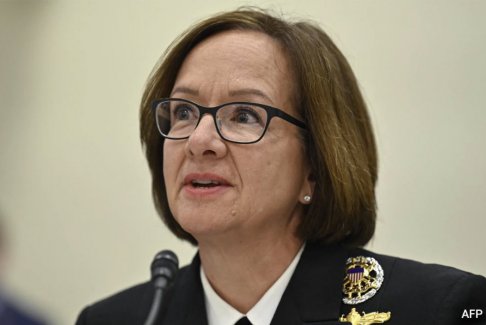 拜登任命女海軍上將領(lǐng)導(dǎo)海軍這在美國軍方尚屬首次