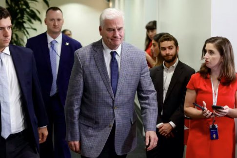 美國國會(huì)通過權(quán)宜法案避免政府關(guān)門