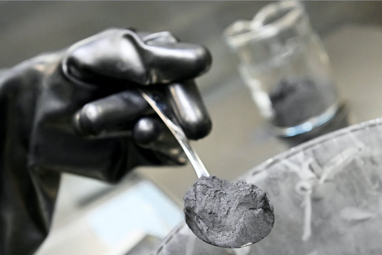 我國限制石墨出口對全球電動汽車電池供應(yīng)鏈?zhǔn)请y題