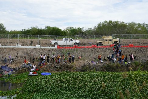 美國(guó)將重新開(kāi)放美墨邊境口岸