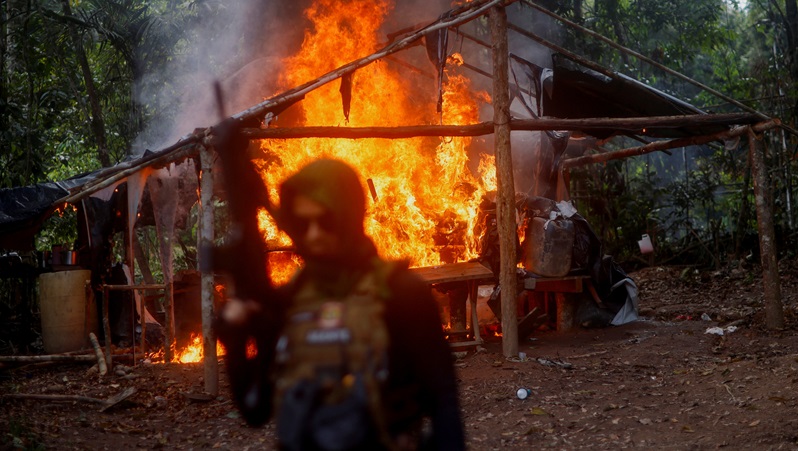 巴西嚴(yán)厲打擊非法金礦開采