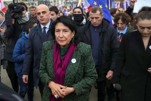 格魯吉亞執(zhí)政黨在十月大選前對(duì)選舉委員會(huì)的影響力