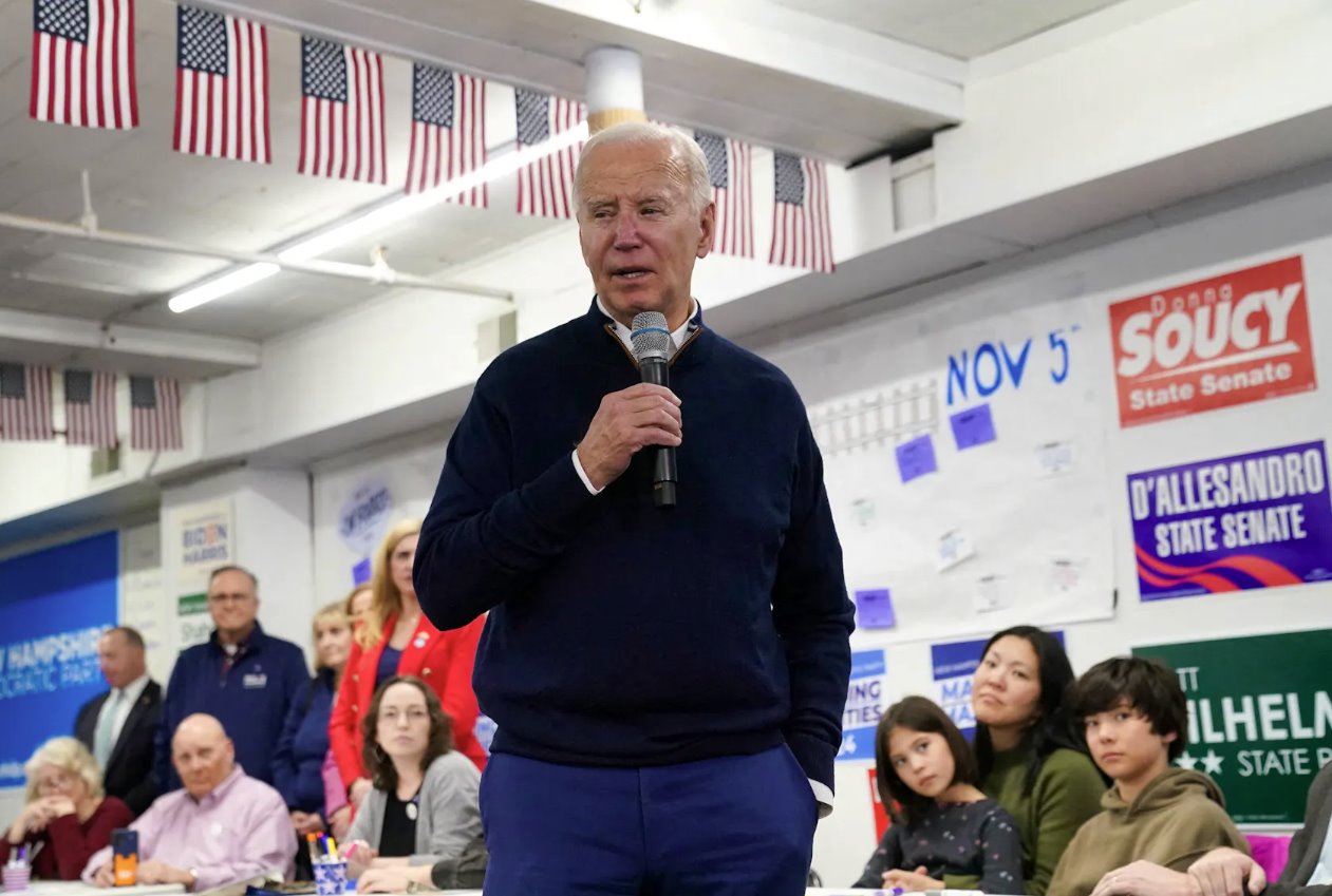 美國總統(tǒng)喬&middot;拜登于2024年3月11日訪問位于美國新罕布什爾州曼徹斯特的競選現(xiàn)場辦公室時發(fā)表講話。