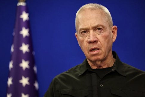 以色列國防部長表示 伊朗的直接襲擊需要適當?shù)姆磻? class=