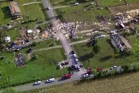 德克薩斯州和其他州大風(fēng)造成超過713000家庭停電