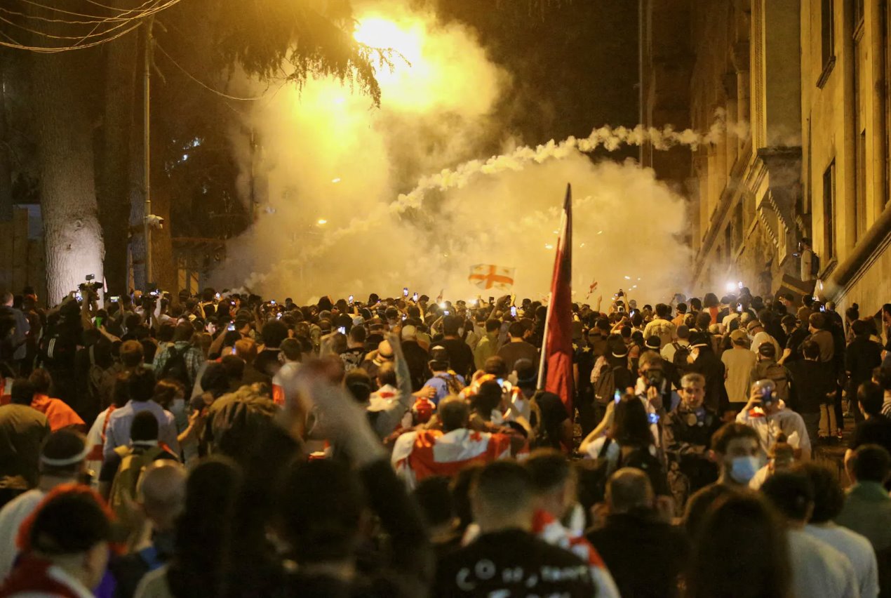 2024年5月1日，格魯吉亞第比利斯，人們反對(duì)&ldquo;外國代理人&rdquo;的法案。