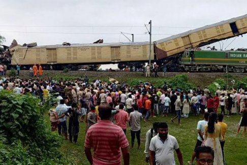 印度火車相撞事故致8人死亡