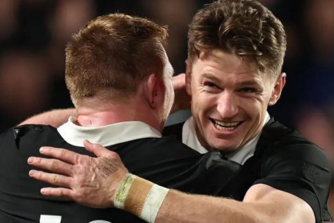 全黑隊(duì)擊敗英格蘭隊(duì) 巴雷特引發(fā)反擊