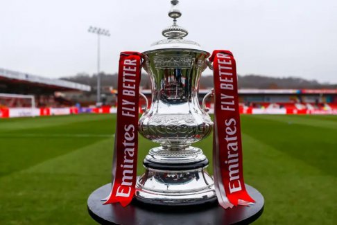 足總杯第二輪布萊克浦主場迎戰(zhàn)伯明翰