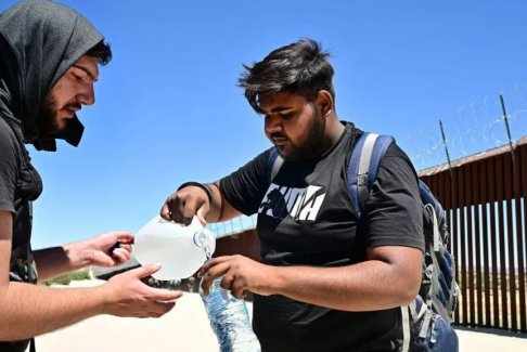 為什么印度人冒著一切風(fēng)險去追逐美國夢