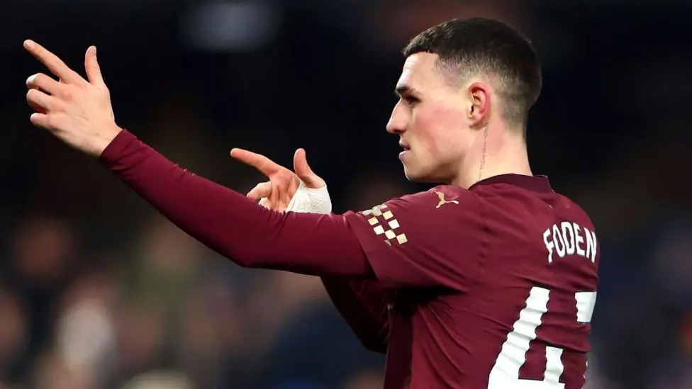 菲爾&middot;福登慶祝對(duì)陣伊普斯維奇的進(jìn)球