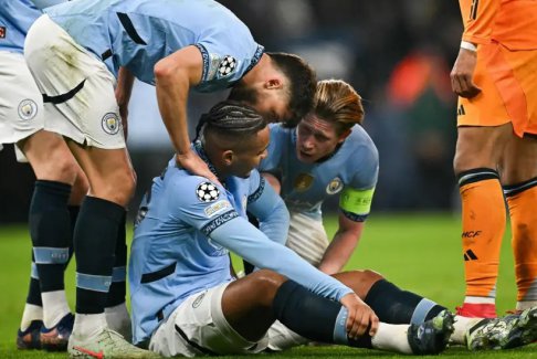 曼城后衛(wèi)阿坎吉將接受手術(shù)并休養(yǎng)長達(dá)10周