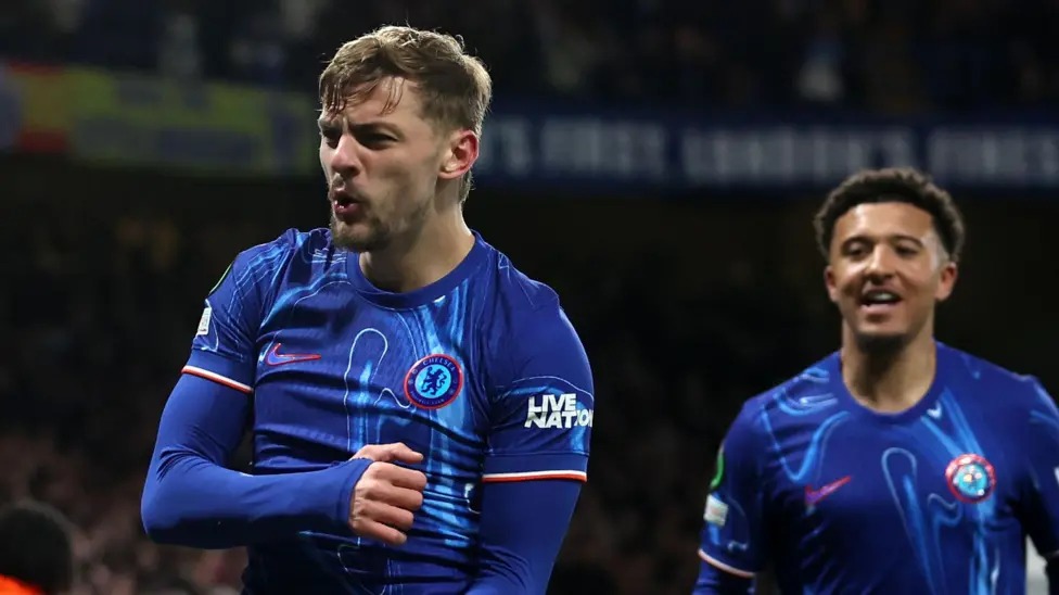 切爾西的基爾南&middot;德斯伯里-霍爾慶祝在歐聯(lián)杯對陣哥本哈根的比賽中首開紀(jì)錄