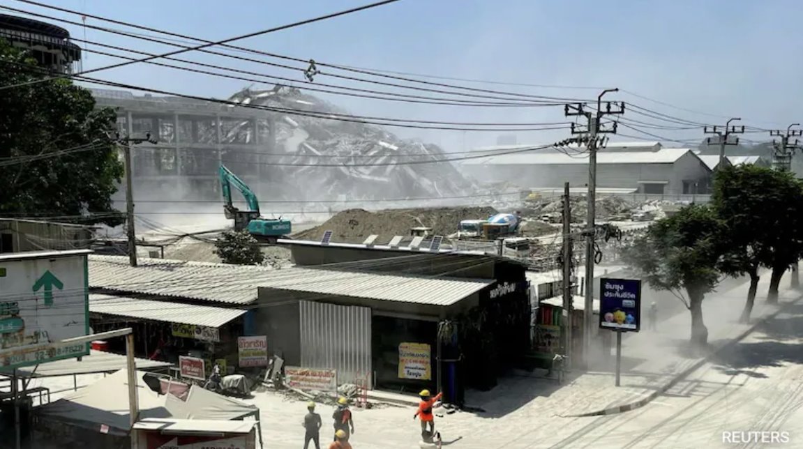 緬甸強(qiáng)震大橋房屋垮塌泳池水飛濺