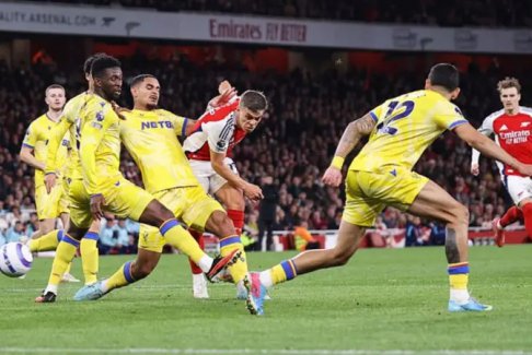 英超聯(lián)賽阿森納2-2水晶宮