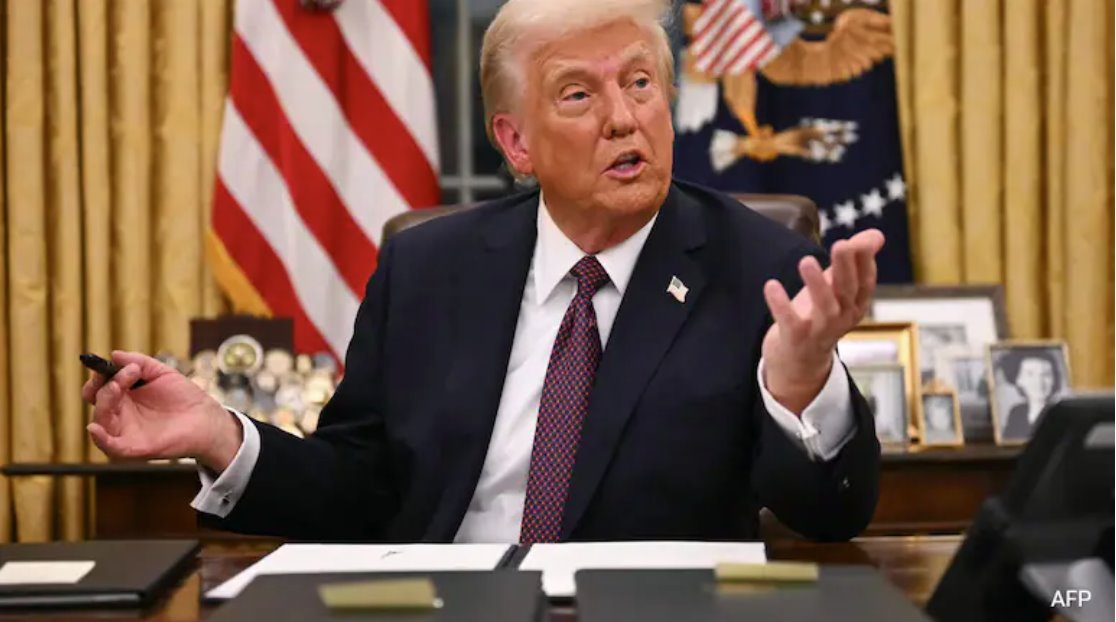 特朗普稱盡管關(guān)稅戰(zhàn)火紛飛，股市仍將&ldquo;繁榮&rdquo;