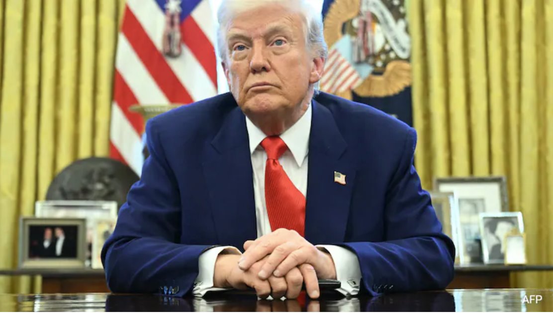 4月9日，特朗普對包括歐盟在內(nèi)的57個貿(mào)易伙伴征收11%至50%的高額進(jìn)口關(guān)稅。