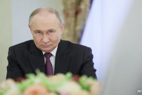 普京:希望不需要?jiǎng)佑煤宋淦? class=