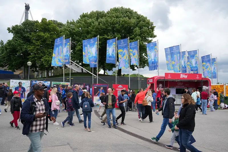 歐冠決賽前&ldquo;冠軍節(jié)村&rdquo;活動(dòng)正在進(jìn)行中