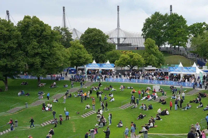 歐冠決賽前&ldquo;冠軍節(jié)村&rdquo;活動(dòng)正在進(jìn)行中